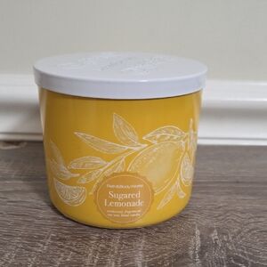 NWT Bath & Body Works Sugared Lemonade 3 Wick Candle